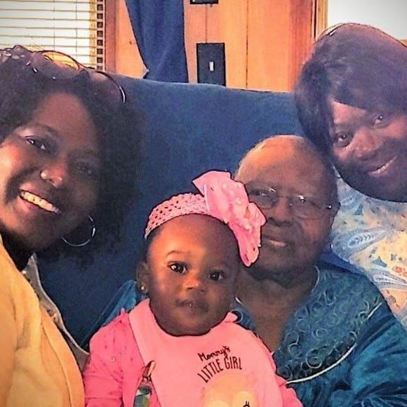 Meet your Posher, Yontia - Picture 1 of 1